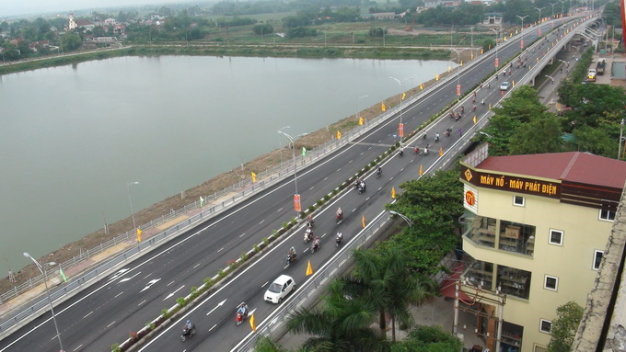 nghe-an-xay-dung-mot-so-cau-vuot-de-tranh-un-tac