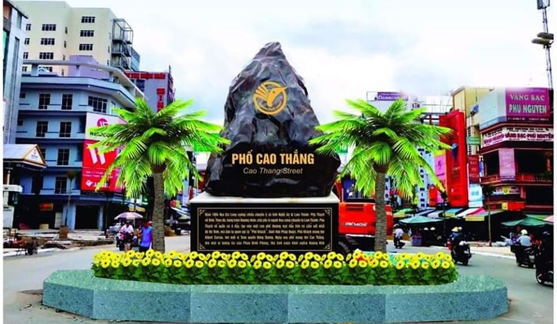 cho-dem-dau-tien-o-tp-vinh-bat-dau-hoat-dong