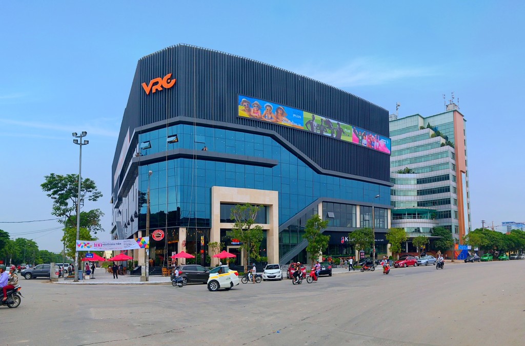 trung-tam-giai-tri-vrc